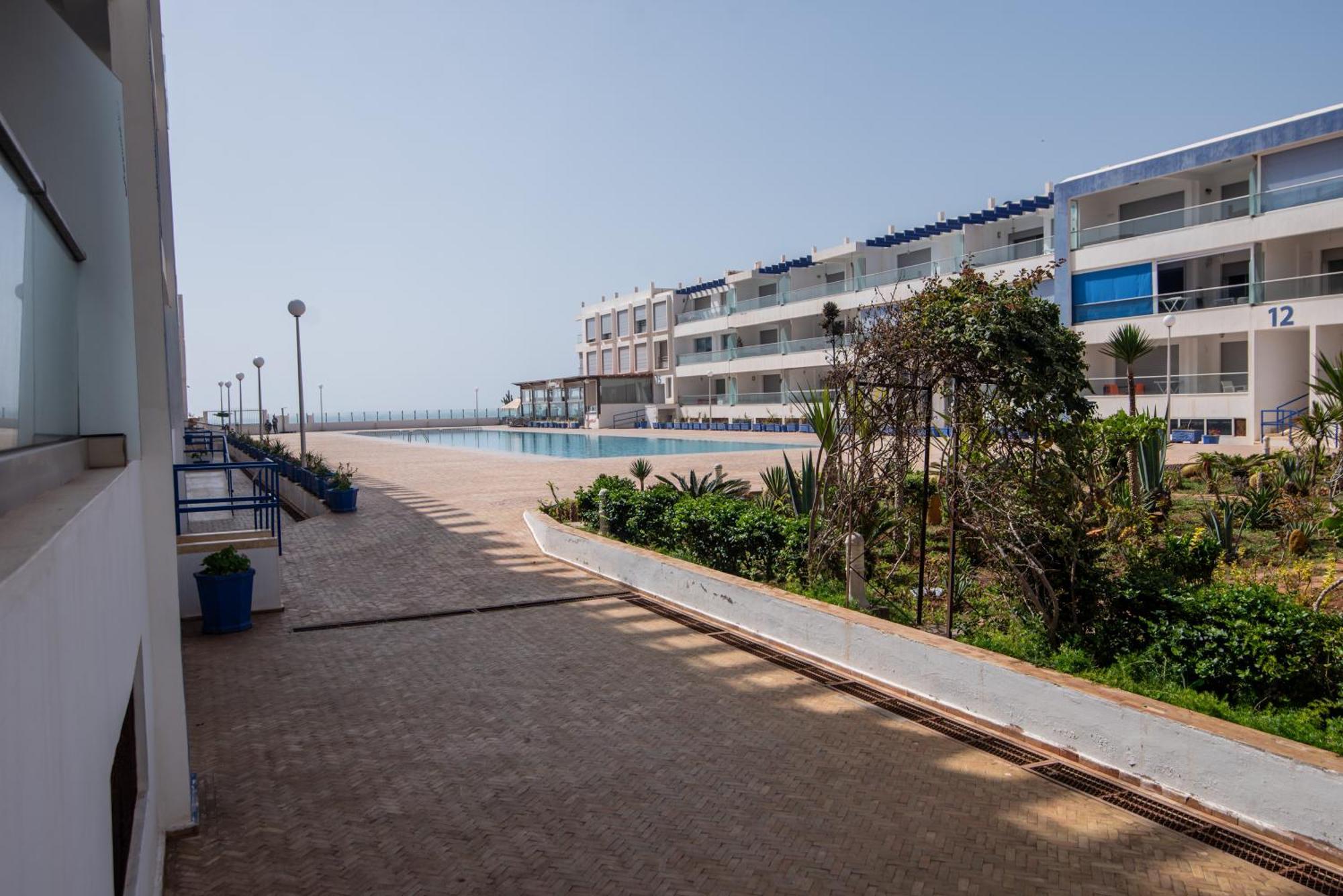 Appartement Pied Dans L'Eau Avec Piscine Aourir Kültér fotó